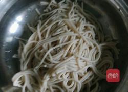 凉拌莜面的做法图解1