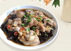 黑木耳蒸滑鸡腿