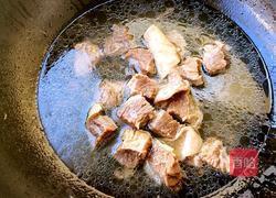 牛肉炖玉米的做法图解5