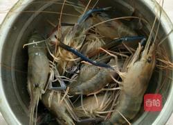 黄金虾球的做法图解1