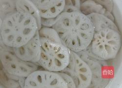 凉拌藕片的做法图解3
