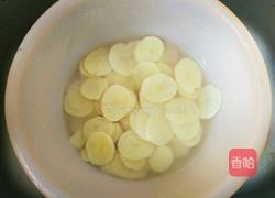 糖醋土豆片的做法图解2