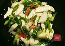 香辣高笋炒腊牛肉的做法图解5