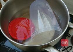 自制草莓酸奶（ EasiYo酸奶机）的做法图解3