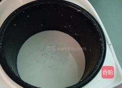 牛奶燕麦粥的做法图解3