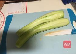 蛋饺丝瓜汤的做法图解1