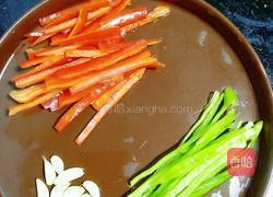 双椒炒土豆丝的做法图解1