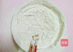 紫薯蛋黄酥的做法图解2