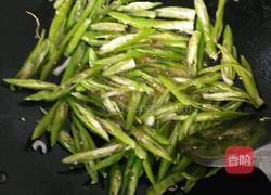 青椒炒鸭肠的做法图解6
