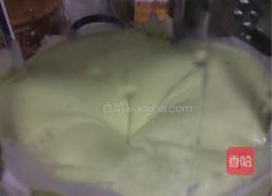 香蕉牛油果奶昔的做法图解3
