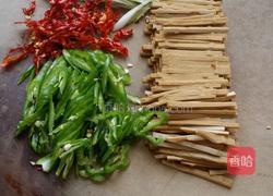 凉拌豆筋的做法图解2