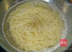 简单煮凉拌面（炸酱面）做法的做法图解2