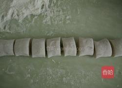 纯发面饼子的做法图解2