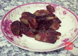 清炒芹菜香肠的做法图解3
