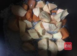 红薯胡萝卜小米粥的做法图解2