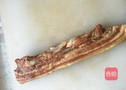 蒜苔炒腊肉的做法图解1