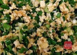 香菇鸡蛋白菜小葱饺子的做法图解3