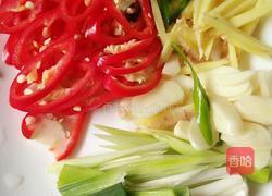 菜苔炒辣肉的做法图解1