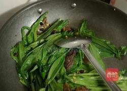 罐头鲮鱼炒麦菜的做法图解5