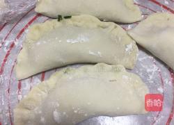 香酥韭菜盒子的做法图解7