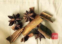 番茄土豆炖牛肉的做法图解1