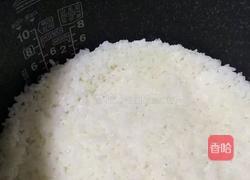 花样炒饭的做法图解1