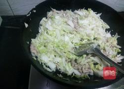 白菜炒肉丝的做法图解4