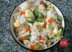 三色炒饭的做法图解10