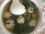 小白菜豆腐肉丸汤