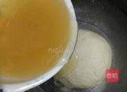 蛋黄酥的做法图解3