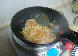 蔬菜炒面的做法图解5