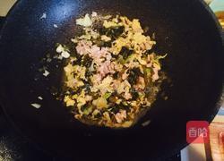 雪菜鸡蛋饼的做法图解3