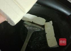 豆腐炒肉的做法图解3