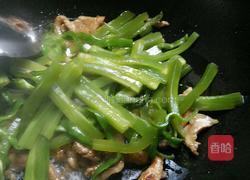 莴笋炒瘦肉的做法图解8