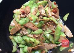 黄瓜炒肉卷的做法图解4