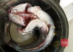 清蒸鱼（妈妈版）的做法图解1