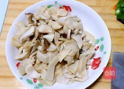杏鲍菇炒肉的做法图解5