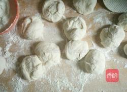 猪肉韭菜包子的做法图解5
