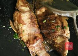 红烧鲤鱼的做法图解5