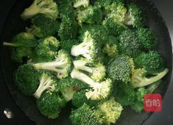蚝油西蓝花的做法图解3