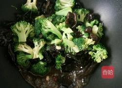 蚝油西蓝花的做法图解8