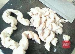 猪大肠炒酸菜的做法图解3