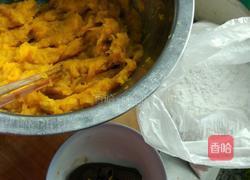金黄芝麻南瓜饼的做法图解2