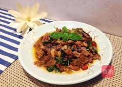 薄荷炒牛肉的做法图解7