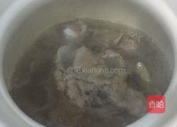 猪小排花菇海带结汤的做法图解5
