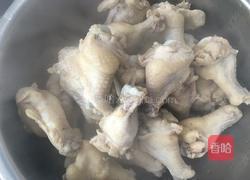 红酒炖翅根的做法图解3