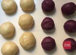 紫薯蛋黄酥的做法图解4