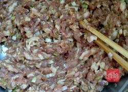 猪肉白菜包的做法图解4