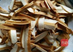 芹菜炒豆干的做法图解5