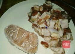 独家应景创意黑暗料理 黑胡叫蓝瘦香菇的做法图解1